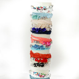Bracciale pizzo e cristalli